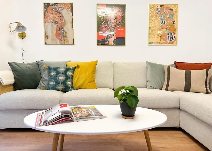 Creatividad Y Personalidad En Centro De Apartament *